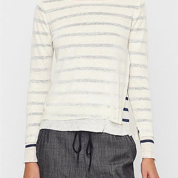 Eileen Fisher Ballet Neck Double Layer Top in Linen Crepe Knit in Soft White M - Picture 2 of 9